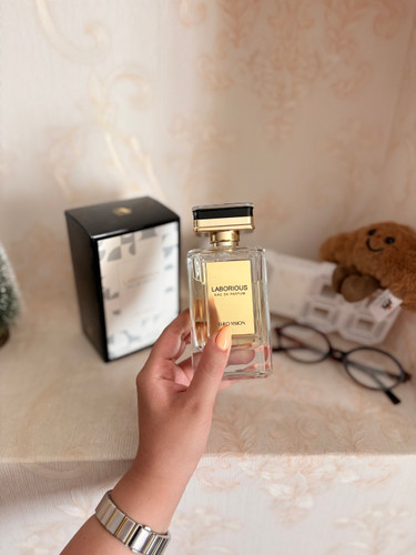 عطر لیبر ادوپرفیوم(گلد) زنانه ۱۰۰ میل
